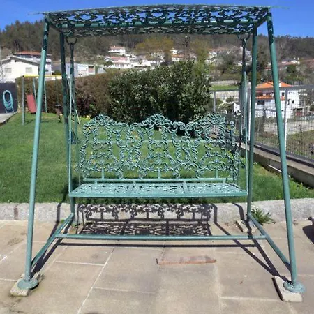 Casa Do Abeto * Carvalhosa