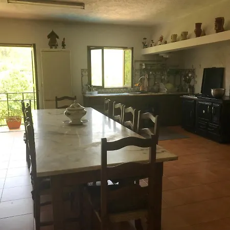Casa Do Abeto